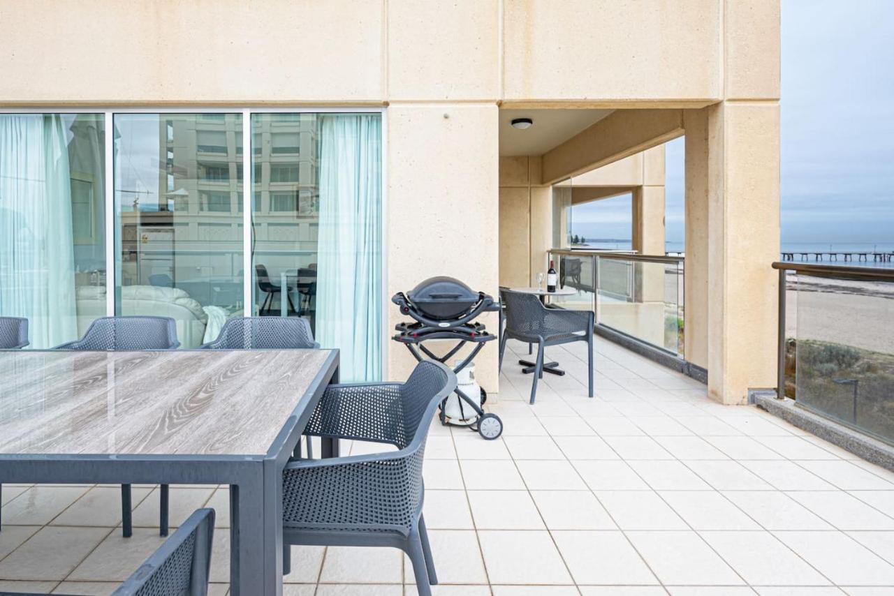 Beachfront Serenity Glenelg Apartment Luaran gambar